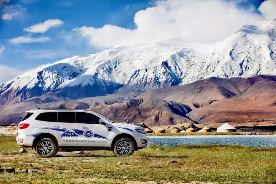 登山怎么能少得了这辆SUV？它可是国家登山队指定用车