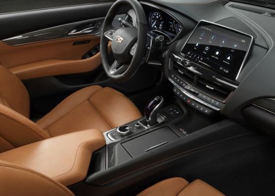 全新凯迪拉克CT5有望11月上市!车长4924mm 油耗6.8L 配国六2.0T