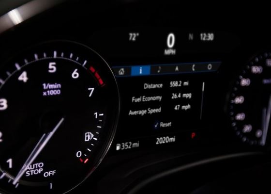 全新凯迪拉克CT5有望11月上市!车长4924mm 油耗6.8L 配国六2.0T