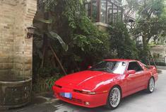 麻辣拍客丨第三代丰田Supra，四十年过去她依然年轻