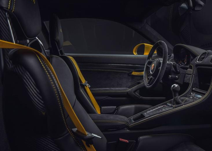保时捷718 Cayman GT4国内外观专利图曝光,最大马力提升至420匹