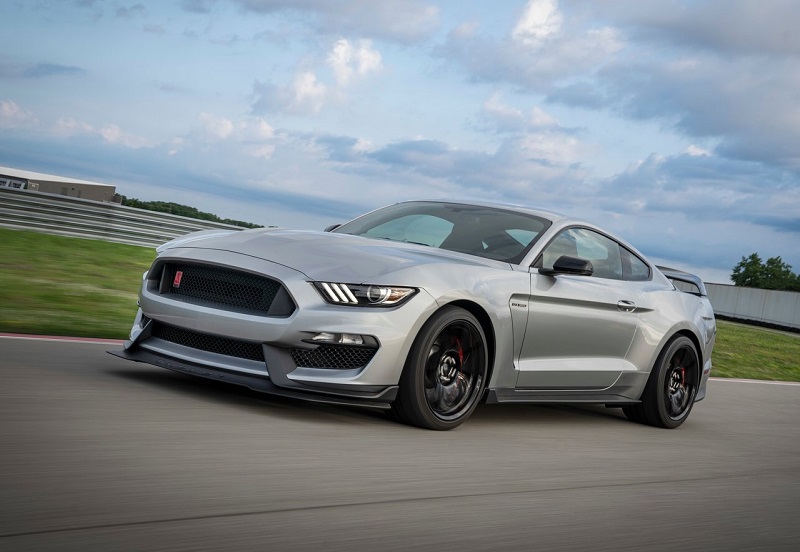 性能更加激进/轻量化设计 福特Mustang Shelby GT350R官图发布