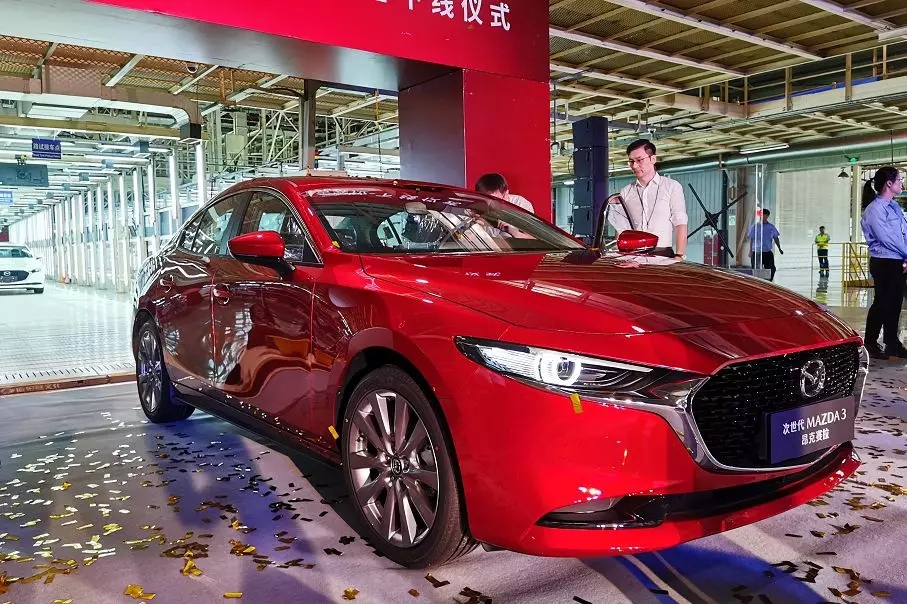 猛料!新昂克赛拉价格曝光,低配1.5L或12w起,网友:还是没诚意