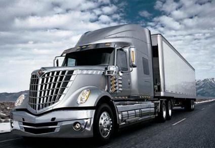 卡车大梁上为何有如此多“小孔”，是为了轻量化还只是偷工减料？