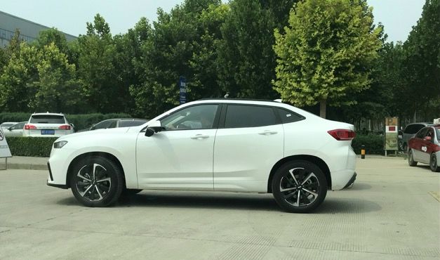 WEY也出轿跑SUV啦!VV7 GT实车视频流出 年底或17万上市 | 聚购