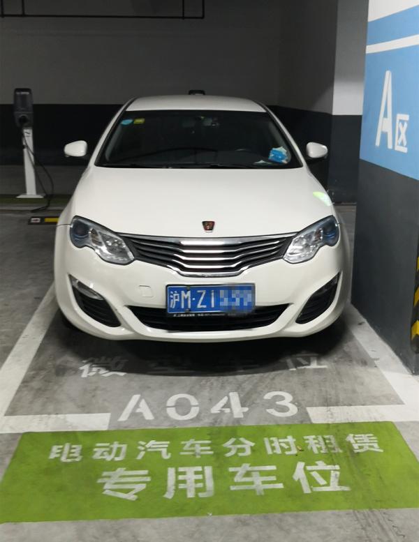 涉嫌非法客运的网约车被查获。上海市交通执法总队 供图