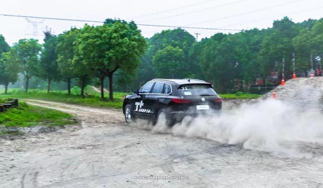 带字母的大众旗舰SUV，是你的Dream Car吗？