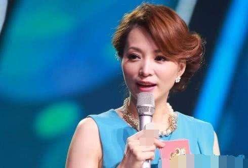 央视最美10大女主持，个个都才貌双全，谁是你心中最美女神？
