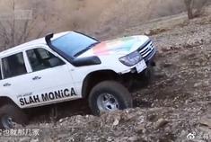 硬派越野哪家强？丰田、路虎、JEEP爬坡混战，丰田简直无敌了