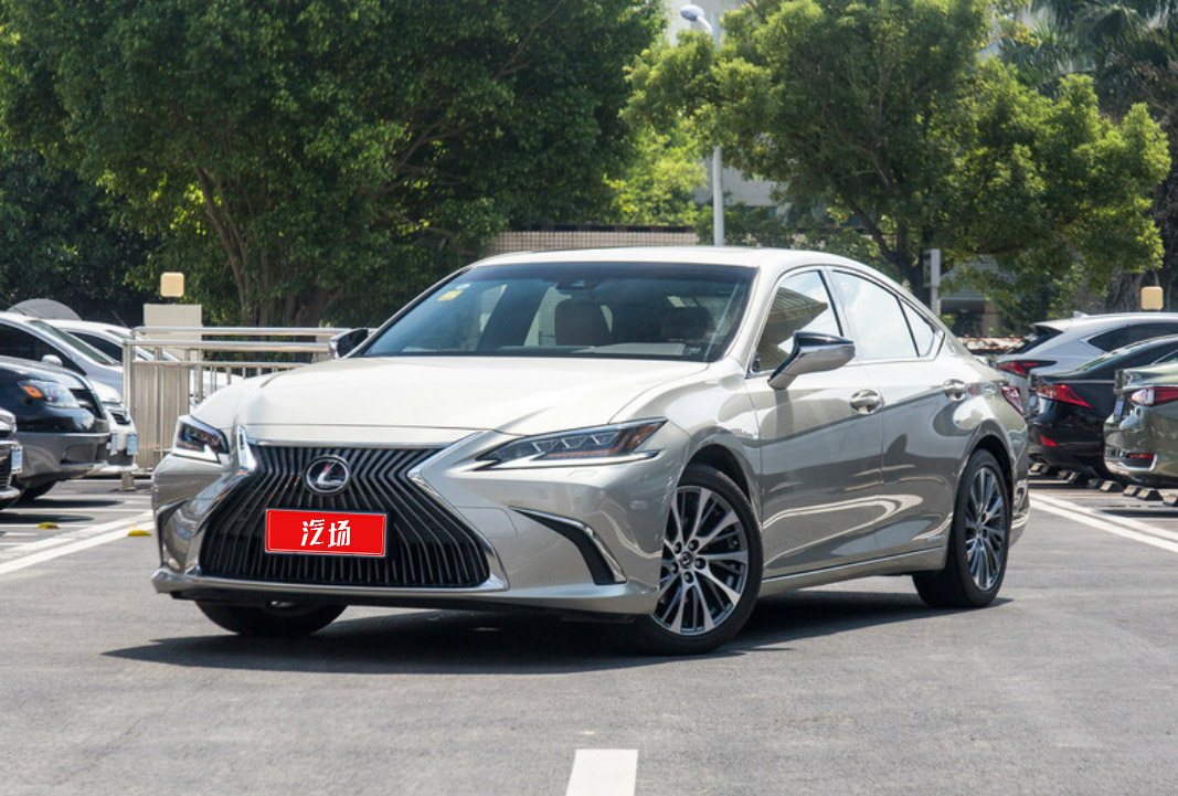 30万预算不想买BBA,这四款豪华轿车有品质又不落俗套