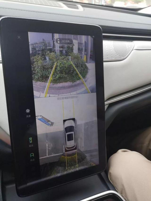 小试2019款威马EX5:15万元带来的越级体验丨车业杂谈