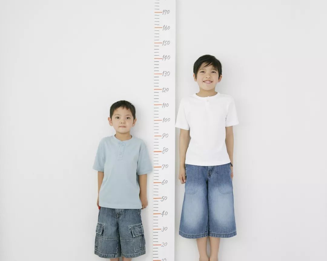 10岁男孩一周两次遗精，预测身高仅1米6…原因竟是爸爸下载"听书"软件！