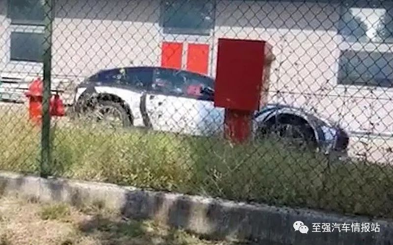 法拉利 812 Aperta 如箭在弦!跃马下月发布两款新车