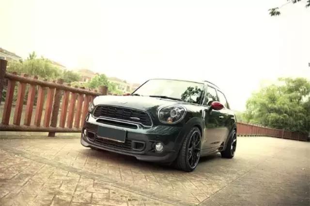 妹纸最爱这类呆萌SUV MINI COUNTRYMAN改装案例