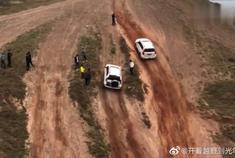 霸道对战哈弗H9，看看谁的越野能力更强，这是你想要的结果吗？