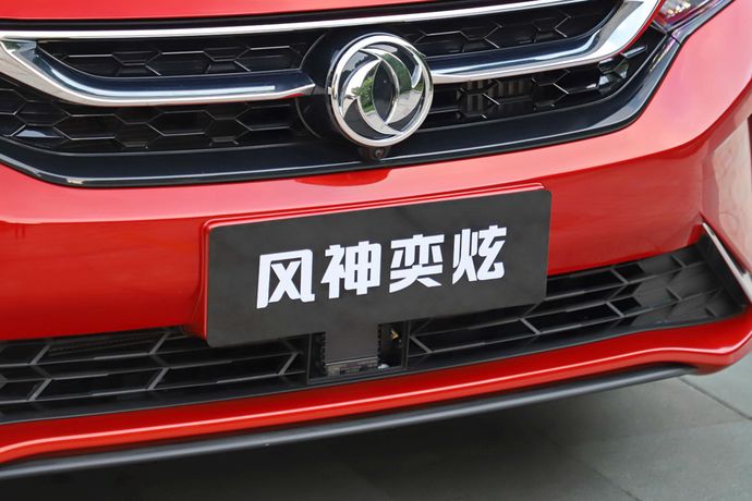10万内国产家轿再添一员“猛将”,欧洲血统、轿跑造型!