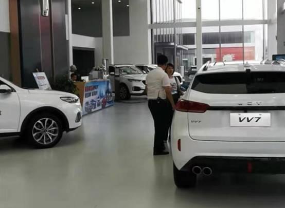 网传:西安奔驰女喜提WEY VV7,这一回合长城汽车赢了