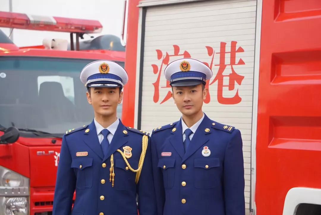 烈火英雄 | 对话印小天：小人物魏雷和他的“人生高光时刻”