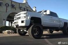 皮卡改装过后有多酷，福特汽车开上马路就是亮点！！！