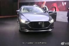 这才是真正的日本超跑，新马自达3颜值甩思域几条街