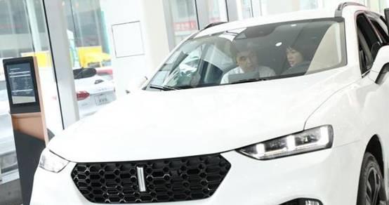 网传:西安奔驰女喜提WEY VV7,这一回合长城汽车赢了