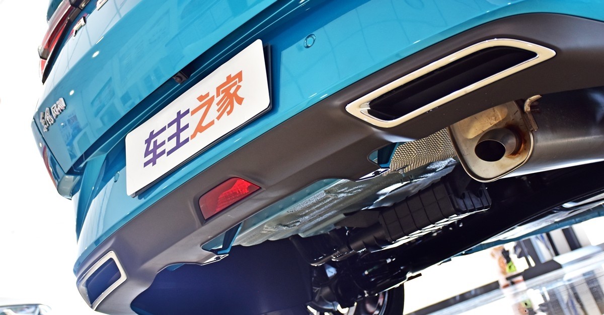 风神奕炫到店实拍 高颜值下还有兼顾实用与乐趣的灵魂