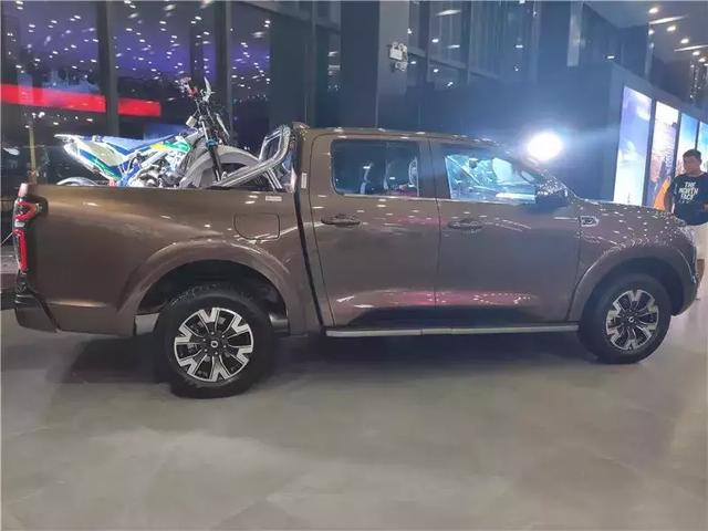 长城炮预售价12.68万元起;新风行T5/T5L国六正式上市