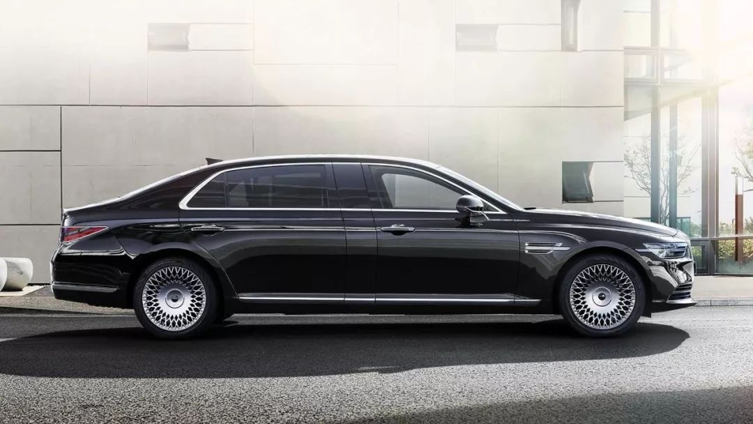 韩系车卖90万,V6发动机车长5米2,BBA要慌?