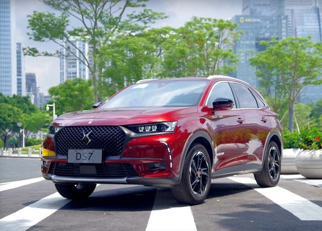 DS7处境困难,顶配30多万却1.6T加前驱,降低定位或许还有销量