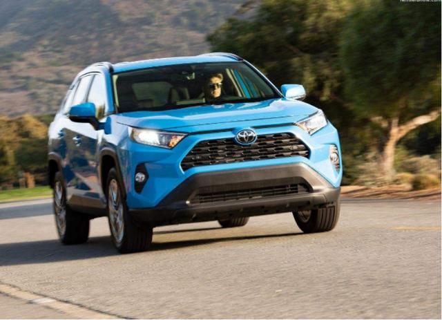 万物皆可混动,丰田荣放RAV4插混版曝光,2021年国产