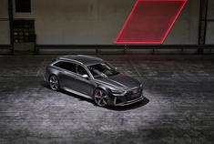 奥迪RS6：战意十足的配色!