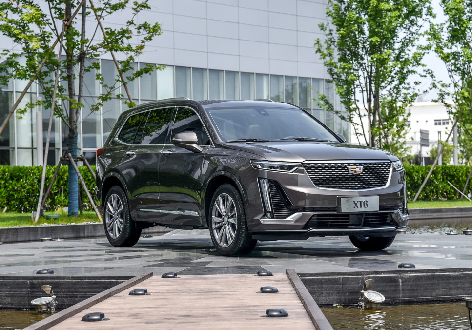 3款豪华中大型SUV:XT6/XC90/HS7!到底买哪款?