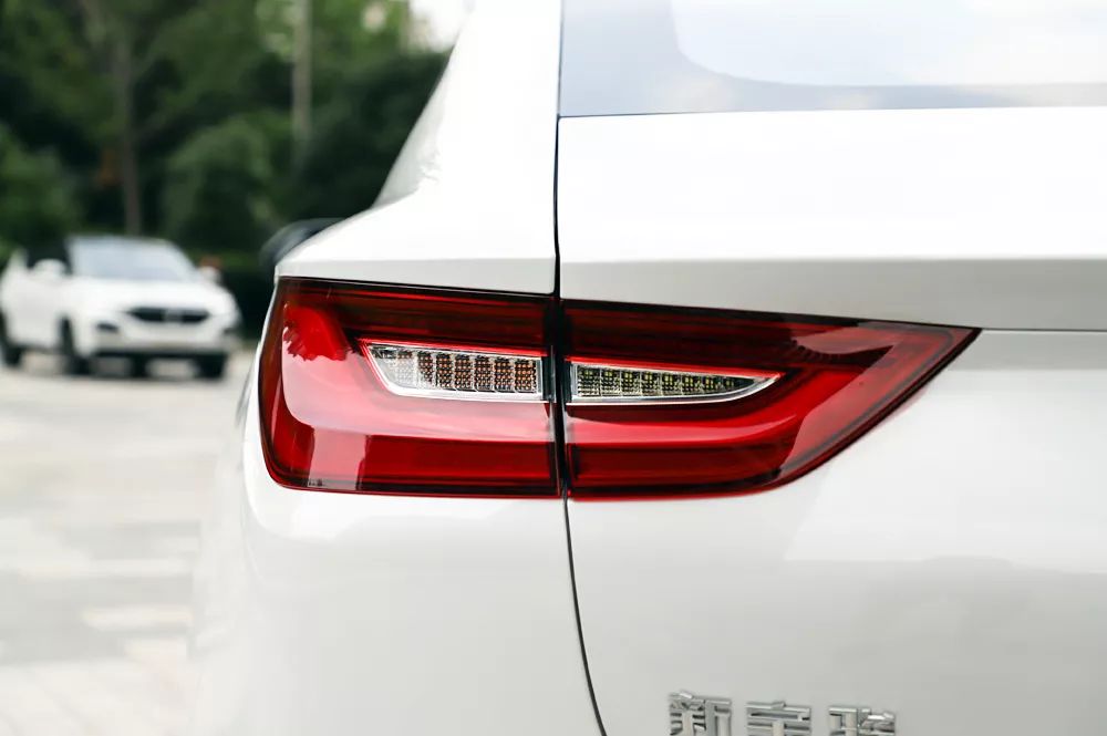 新宝骏品牌正式亮相2台新车,颜值超高,9月将上市!