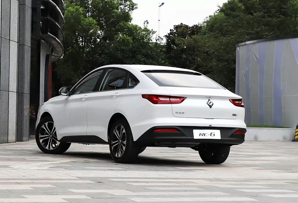 新宝骏品牌正式亮相2台新车,颜值超高,9月将上市!