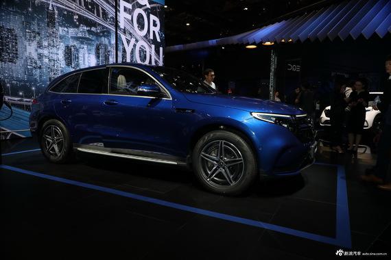 对奔驰是越来越喜欢- EQC （5D4 + 85L）