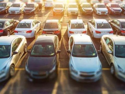 新车购买一年只值“跳楼价”！新能源二手车保值率痛点如何破解？