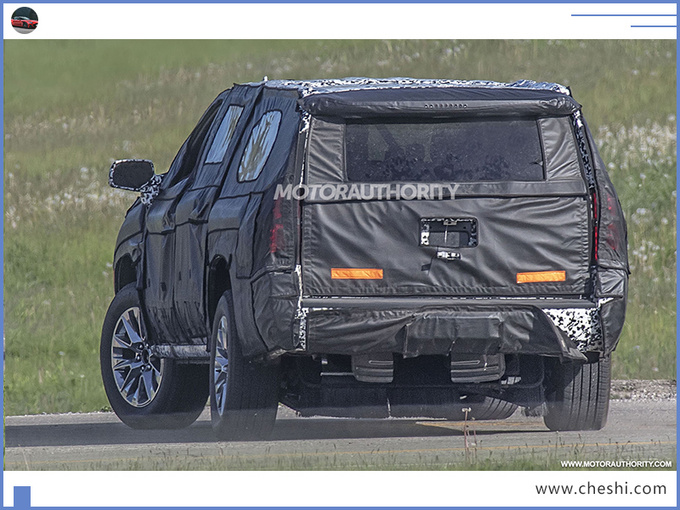 比凯雷德还大的旗舰SUV!外观霸气配6.2L V8,后排能躺三个人