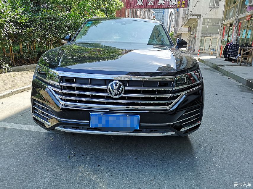 天籁车主想换SUV,不喜X5,大众途锐怎么样?