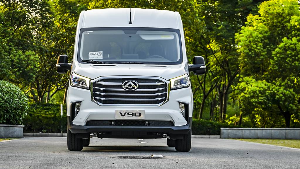 商用市场新选择,车型灵活配置多,试驾上汽MAXUS V90