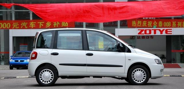 众泰最“宽”的一辆车，两排座椅，却有6个座位