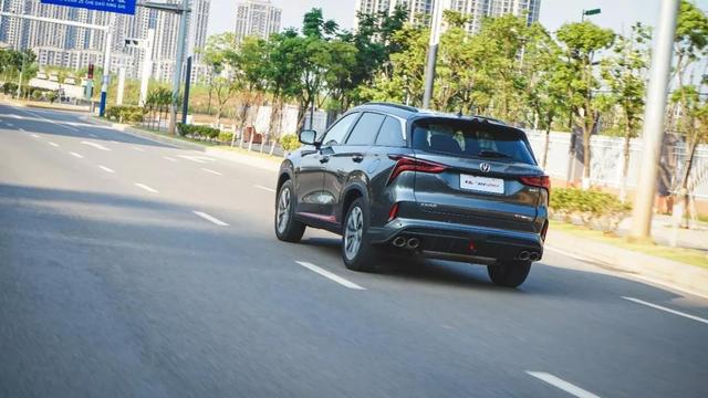 颜值PK进口车?长安居然把“概念车”直接量产