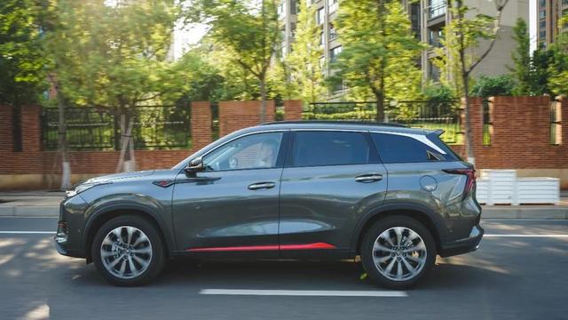 颜值PK进口车?长安居然把“概念车”直接量产