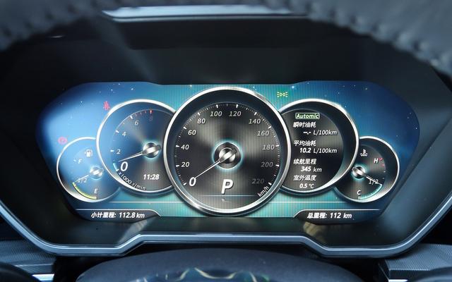 唯一不被骂的众泰SUV,外观内饰纯自主设计,轴距2.85米,卖11万