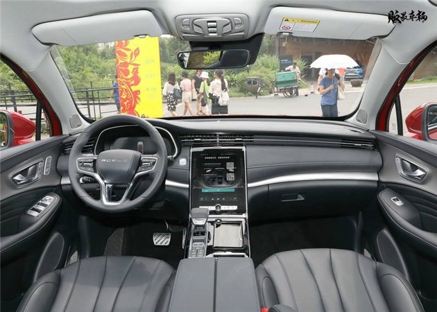 荣威RX5 MAX智能座舱，原来用车可以这样方便