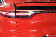 溜背造型、升降尾翼，这台保时捷新车又把轿跑SUV推向了新高度