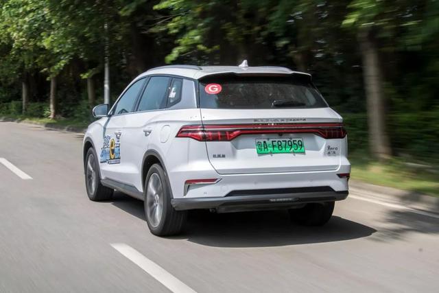 20几万拥有百公里加速4.7秒的SUV 试驾比亚迪宋Pro