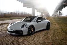 Porsche 911 Carrera 4S 这个配色不会让你失望