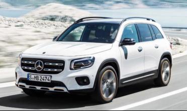 没降价比降价还便宜，奔驰亲民得最彻底，全新GLB二十多万拿下