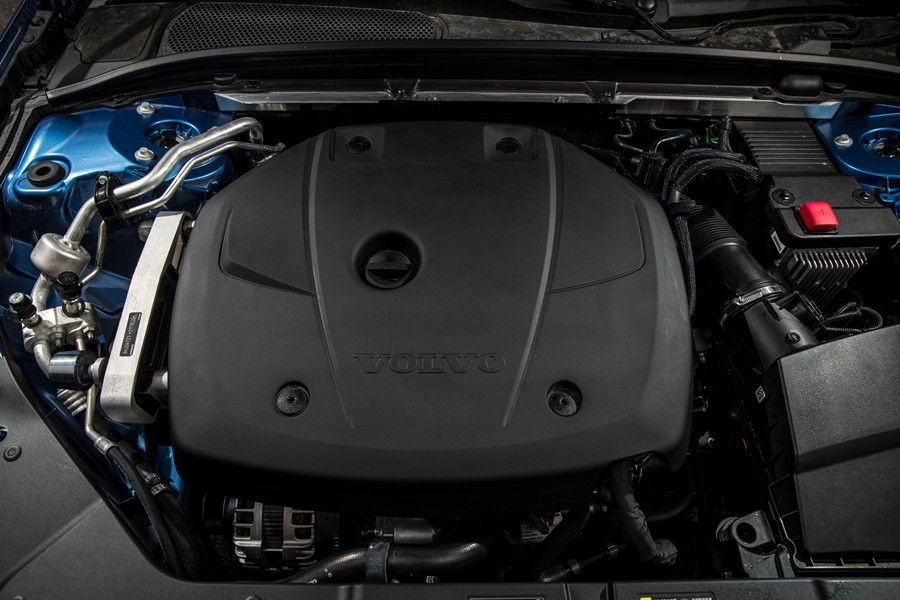 时隔七年的换代，沃尔沃全新V60开起来如何？