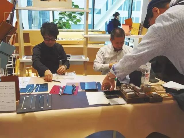 商业动态 | 日本人用113年打造了一座12层大楼，竟然只为卖文具？！
